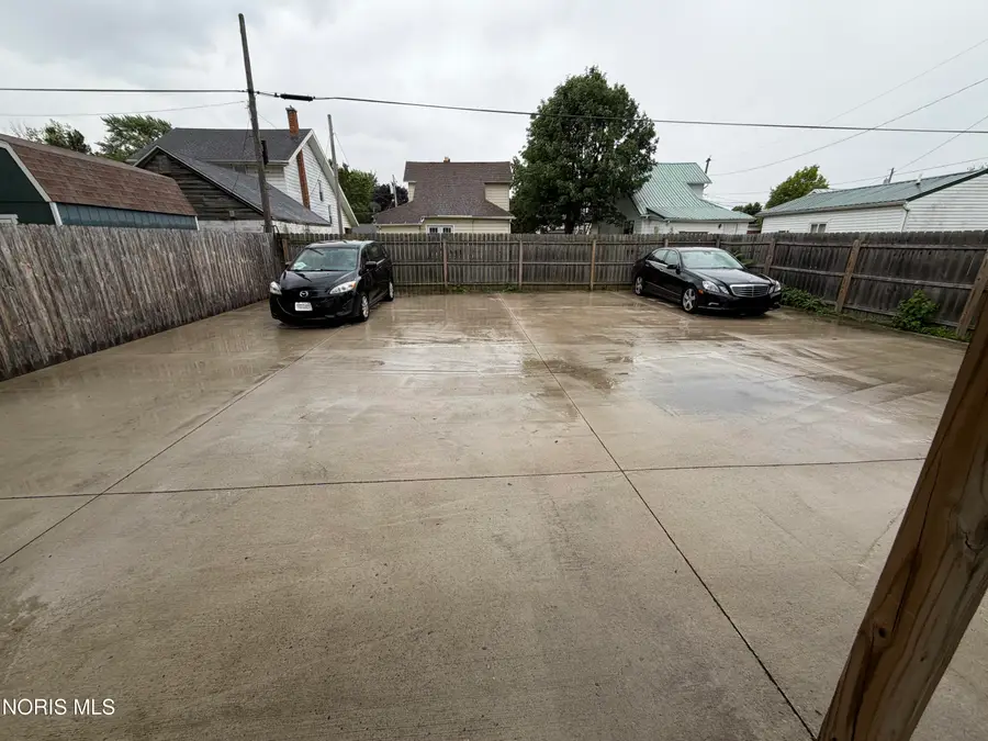123 Garfield Avenue, Findlay, OH 45840 - #3