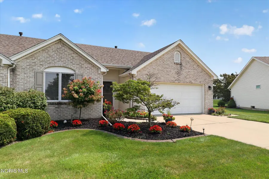 4239 E Waterbend Drive, Maumee, OH 43537 - #3