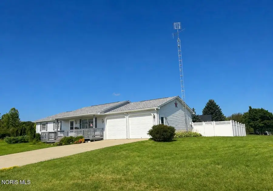 4216 W Rolling Meadows Boulevard, Defiance, OH 43512 - #2