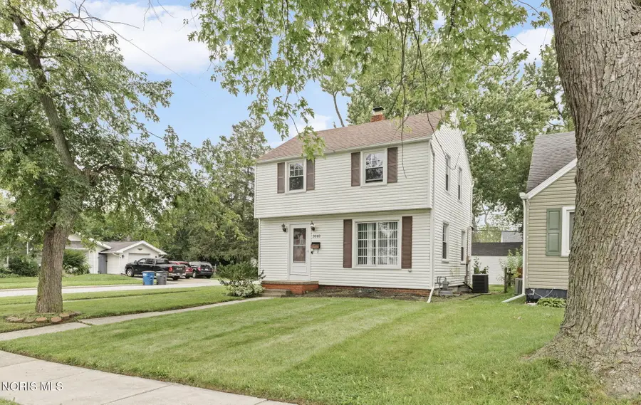 3040 Strathmoor Avenue, Toledo, OH 43614 - #3