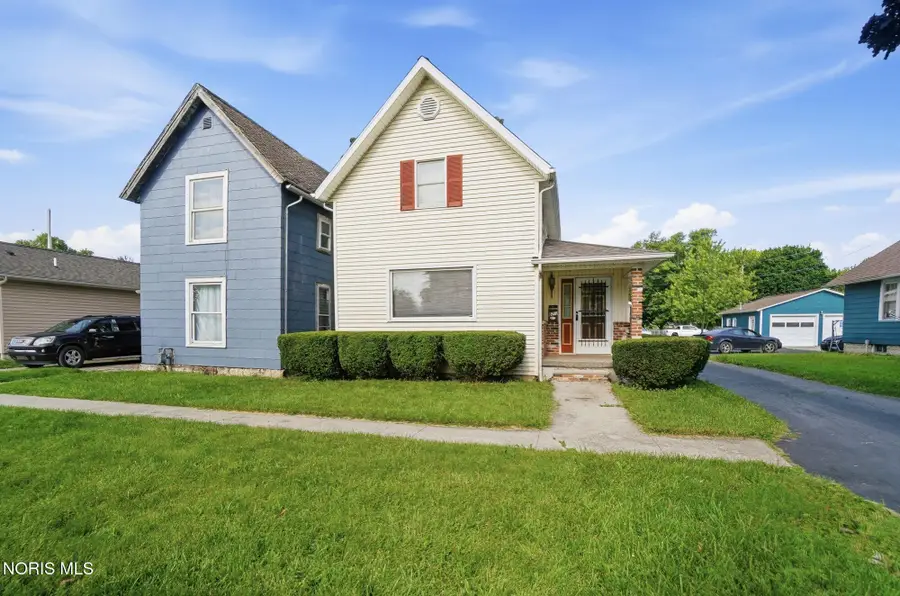 621 S Wood Street, Fostoria, OH 44830 - #3