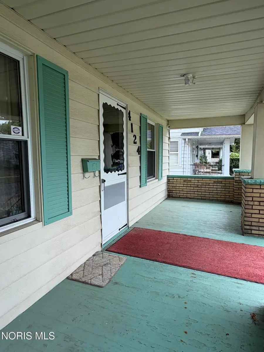 4124 Caroline Avenue, Toledo, OH 43612 - #3