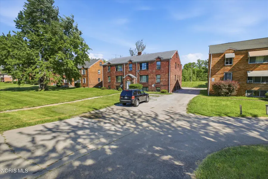 1364 N Cove Boulevard, Toledo, OH 43606 - #3
