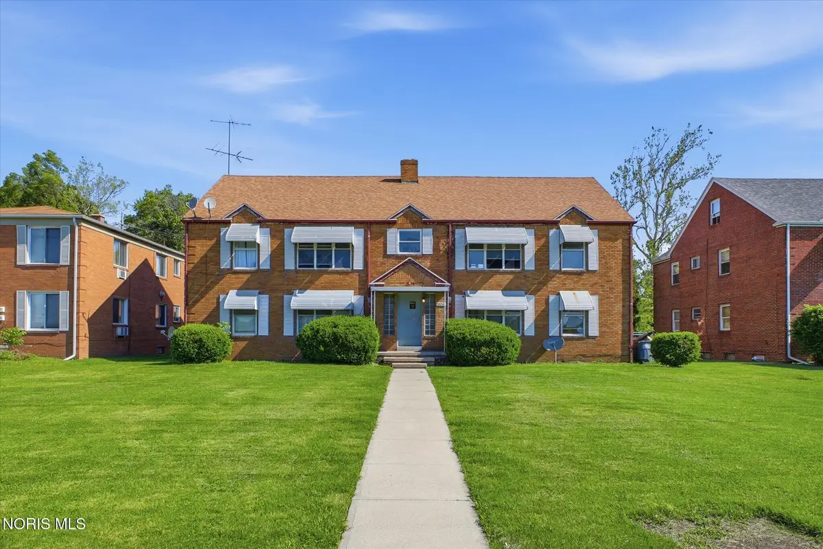 1384 N Cove Boulevard, Toledo, OH 43606 - #1