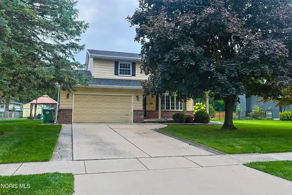 528 Fairfield Park Drive, Maumee, OH 43537