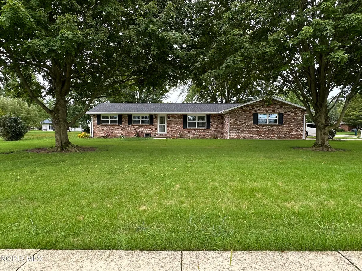 629 W Lima Avenue, Ada, OH 45810 - #1