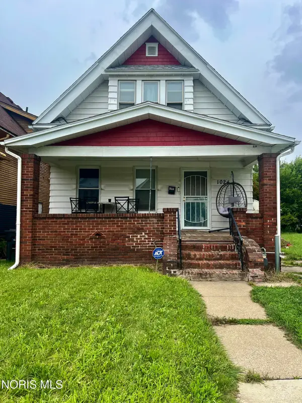 1024 Pinewood Avenue, Toledo, OH 43607