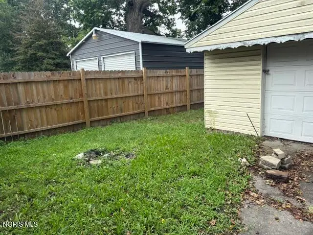 2045 Fairfax Road, Toledo, OH 43613 - #2