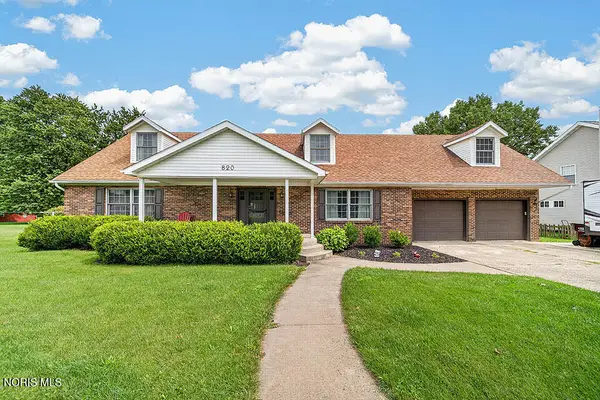 820 Lincoln Avenue, Fostoria, OH 44830
