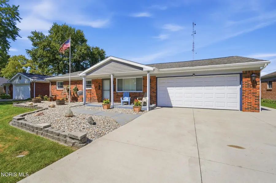 217 Hickory Street, Swanton, OH 43558 - #3