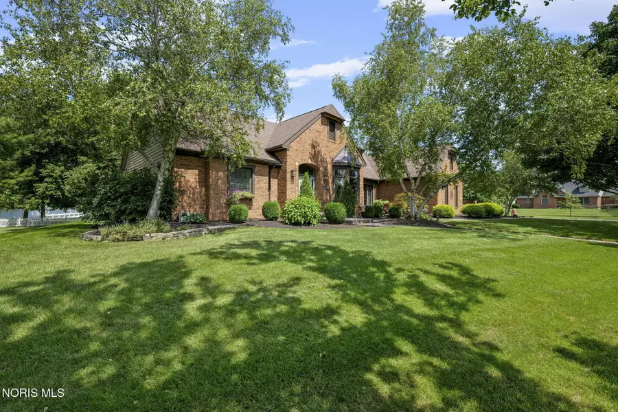 2266 Heatherwood Drive, Findlay, OH 45840 - #2