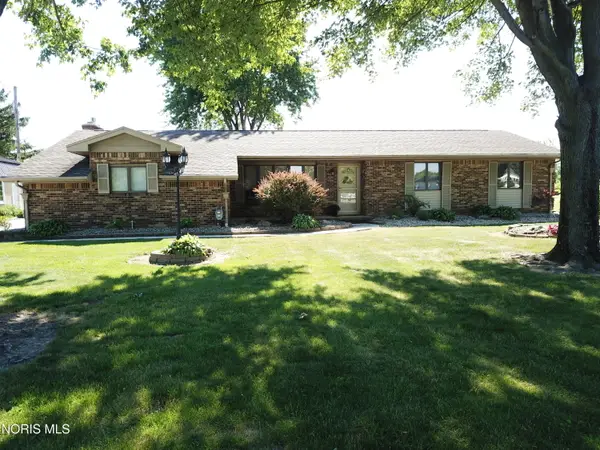 170 N North Curtice Road, Oregon, OH 43616