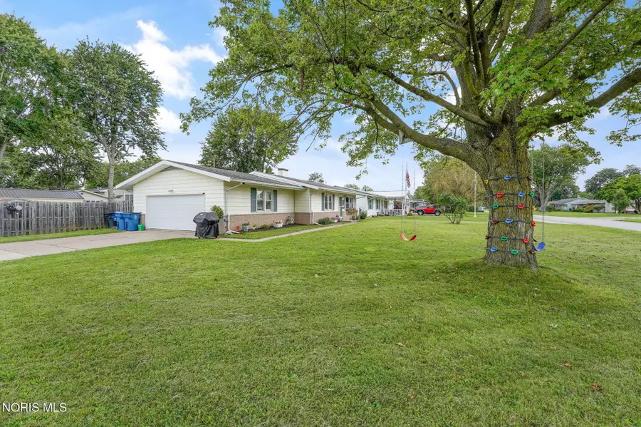 201 Warner Street, Walbridge, OH 43465 - #2