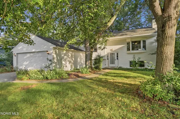 328 Birchdale Road, Perrysburg, OH 43551