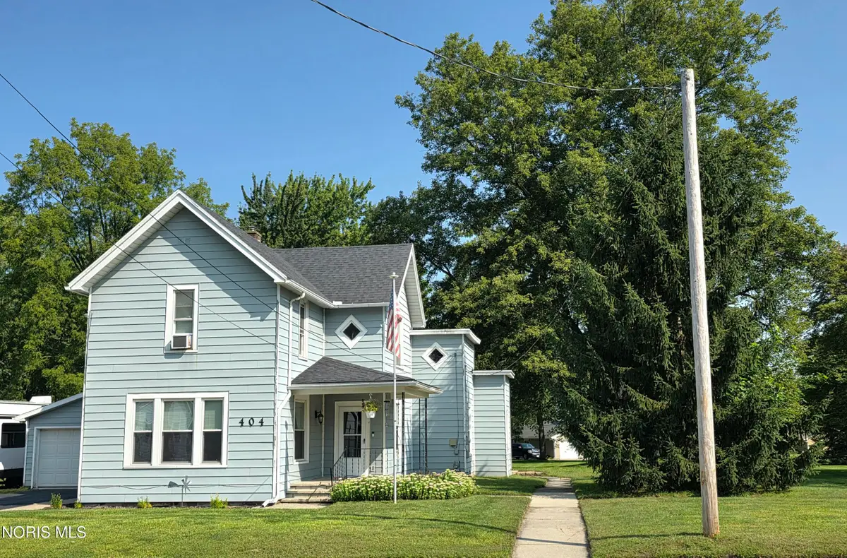 404 Douglas Road, Bradner, OH 43406 - #1