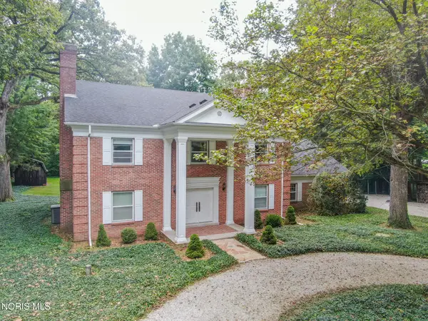 11873 Sugar Ridge Road, Bowling Green, OH 43402
