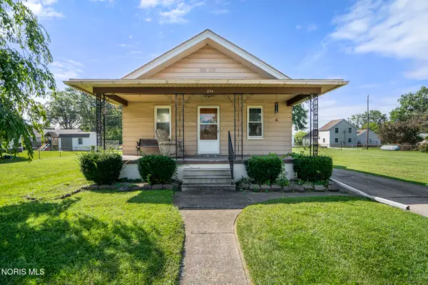 834 Gibson Drive, Toledo, OH 43612