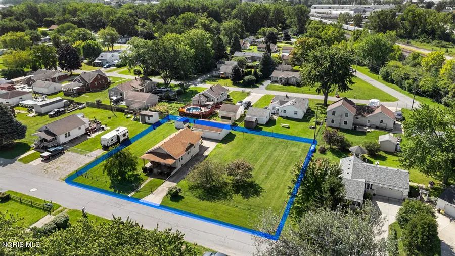 834 Gibson Drive, Toledo, OH 43612 - #3