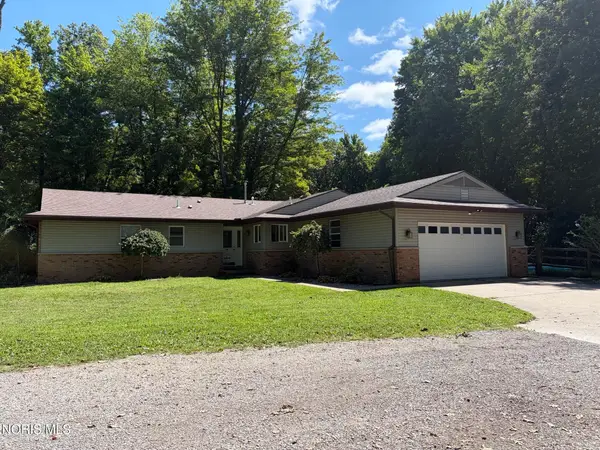 10705 Maumee Western Road, Swanton, OH 43558