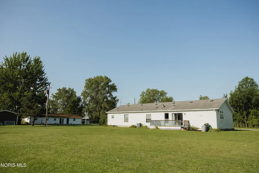 275 S Central Street, Sherwood, OH 43556 - #3