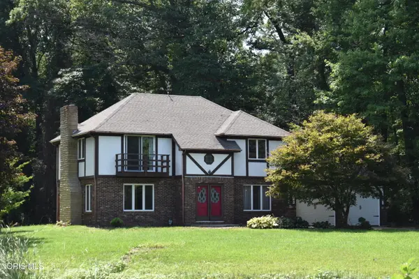 2921 County Road W, Liberty Center, OH 43532