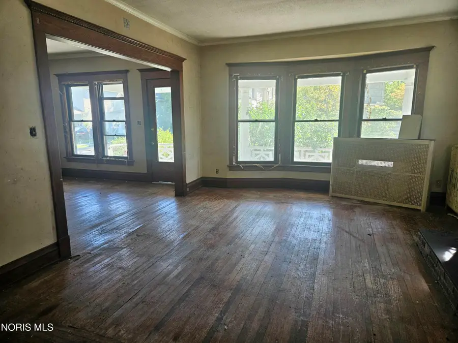 428 Saint Louis Street, Toledo, OH 43605 - #3