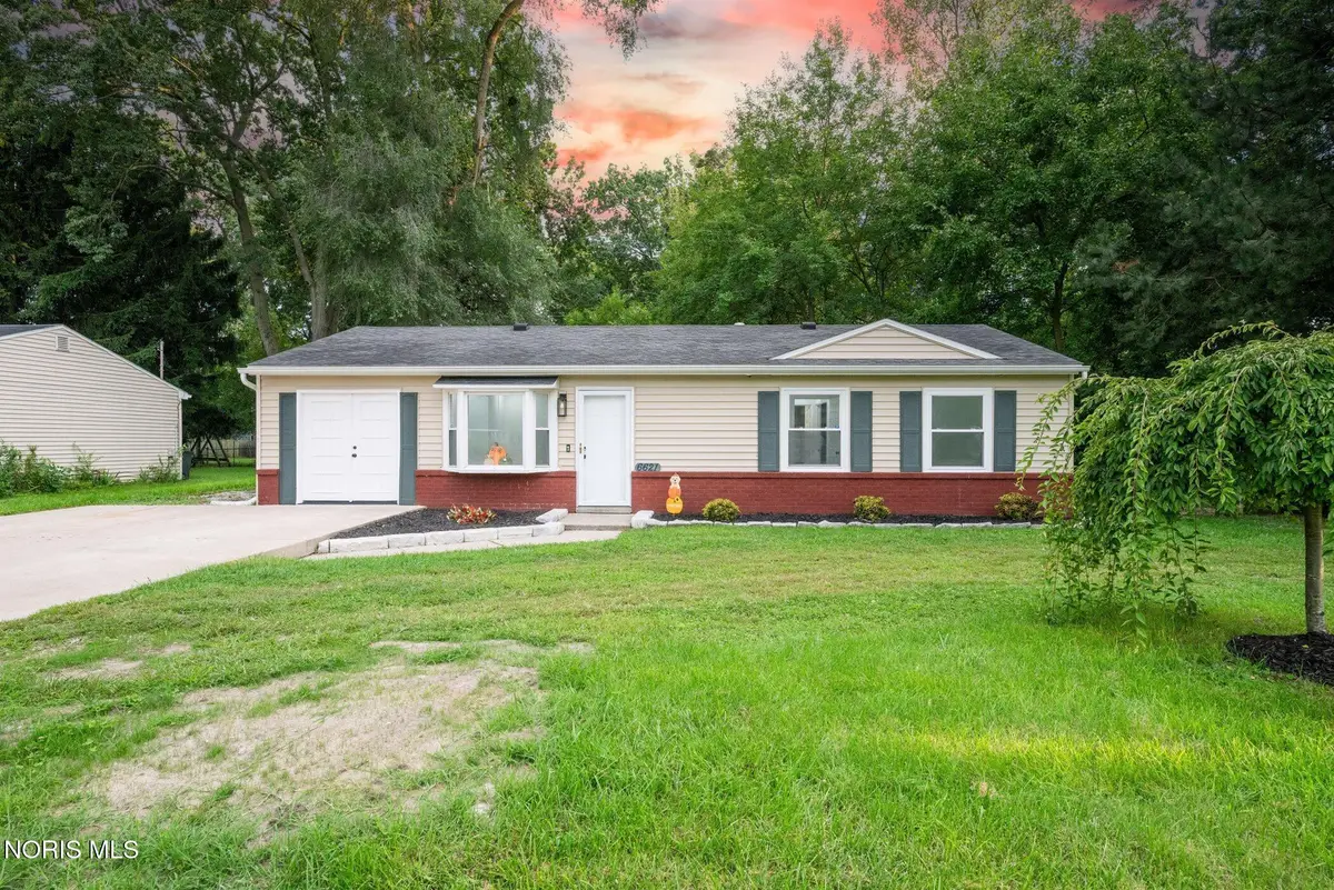 6621 Hill Avenue, Toledo, OH 43615 - #1