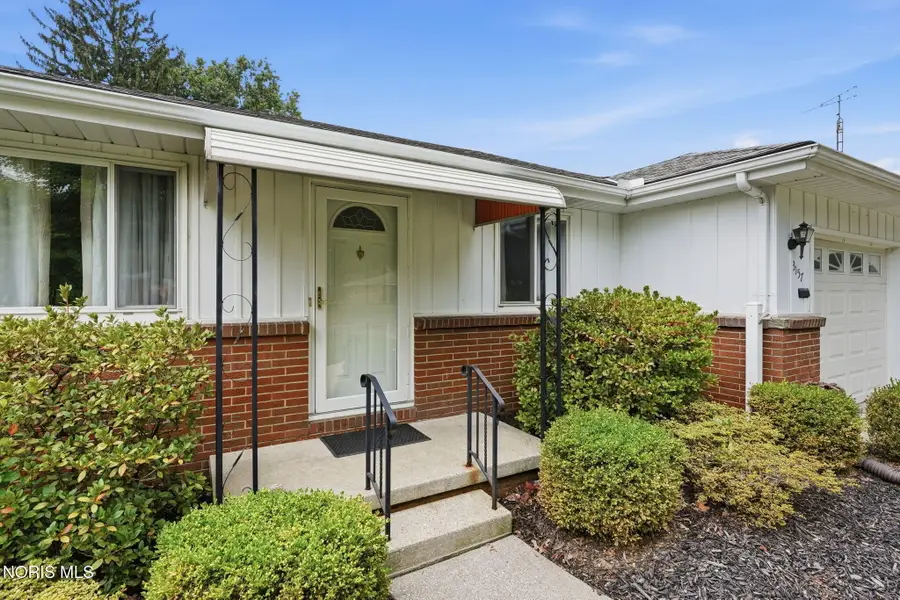 3157 Keemont Drive, Toledo, OH 43613 - #2