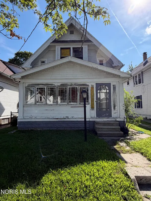 455 Howland Avenue, Toledo, OH 43605