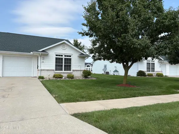 610 Briarheath Drive, Defiance, OH 43512