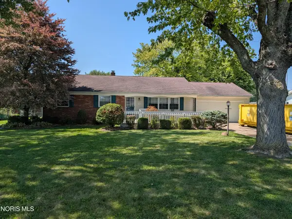 1762 Oak Drive, Fremont, OH 43420