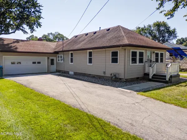 4325 Weckerly Road, Monclova, OH 43542