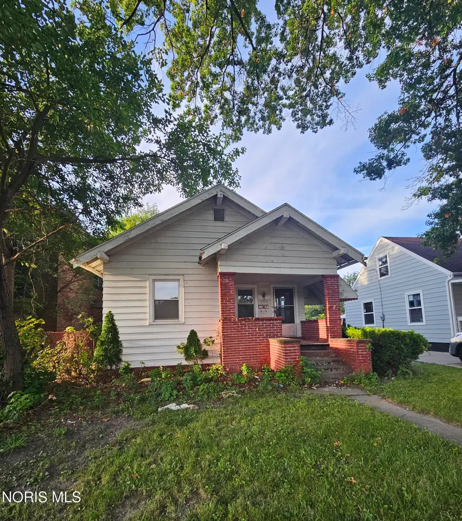 1014 Clay Avenue, Toledo, OH 43608 - #2
