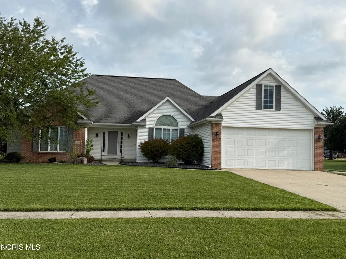 504 W Linden Avenue, Gibsonburg, OH 43431 - #1