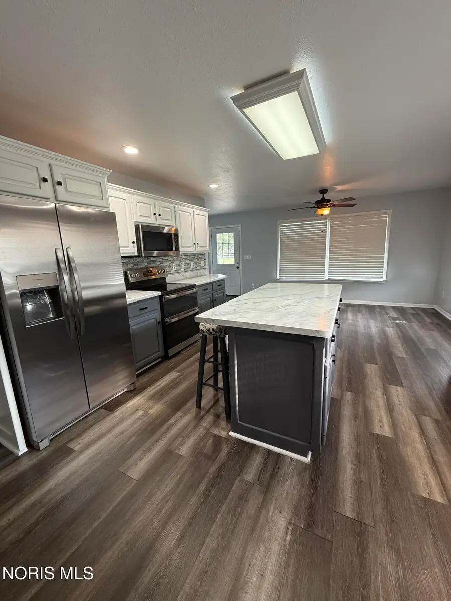 504 W Linden Avenue, Gibsonburg, OH 43431 - #2