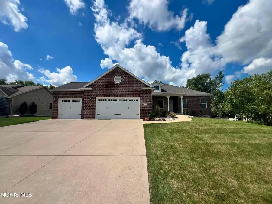 6580 Silver Lake Drive, Findlay, OH 45840 - #2