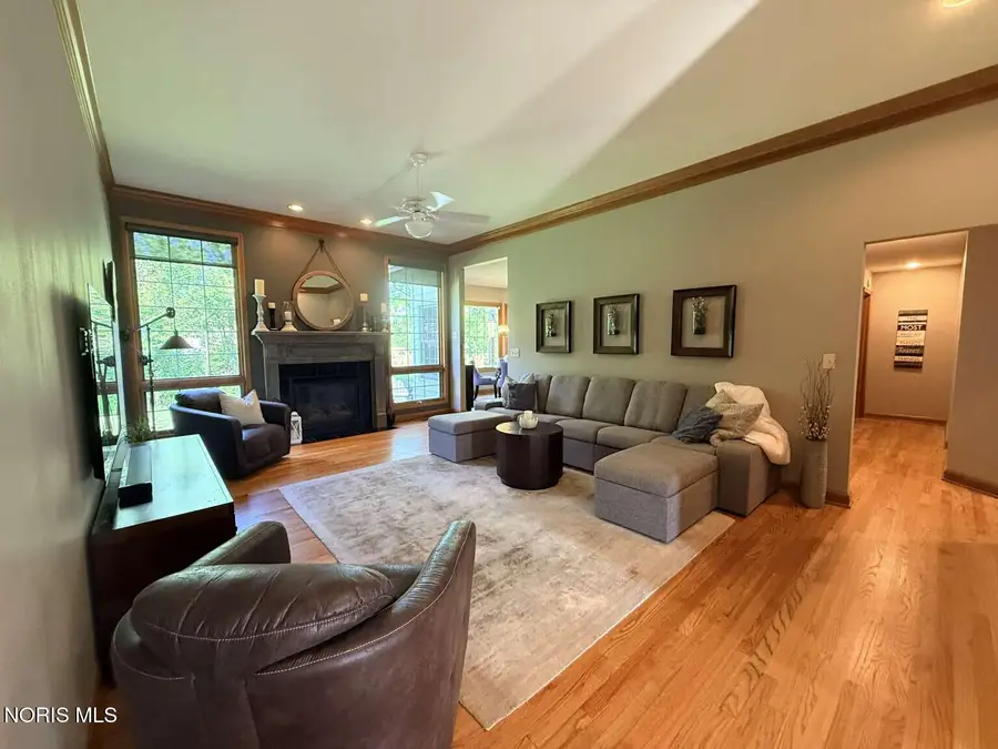 8324 Indian Lake Drive, Findlay, OH 45840 - #3