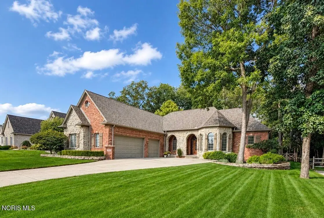 7842 Windsor Wood Court, Maumee, OH 43537 - #1
