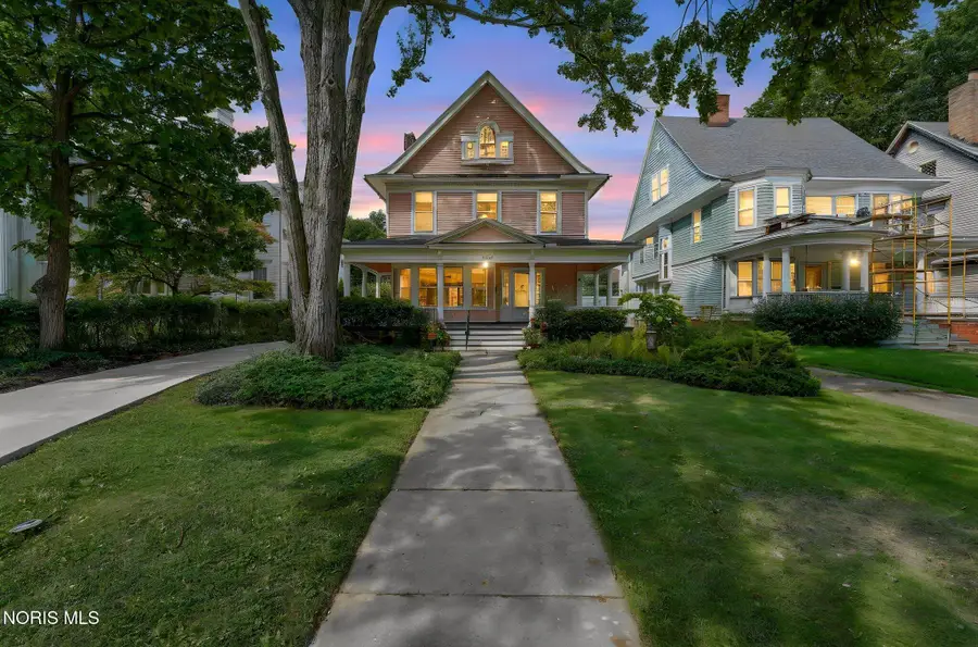 2255 Robinwood Avenue, Toledo, OH 43620 - #2