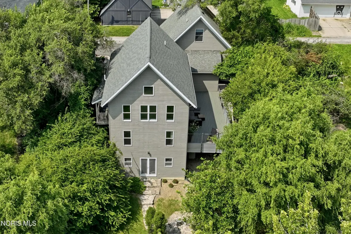 117 Mulberry Street, Perrysburg, OH 43551 - #1