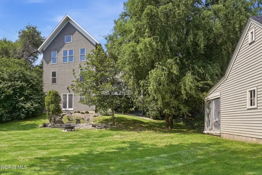 117 Mulberry Street, Perrysburg, OH 43551 - #3