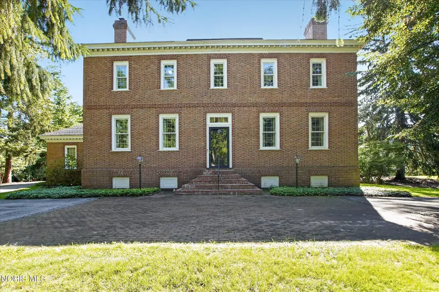 4544 Brookside Road, Ottawa Hills, OH 43615 - #3