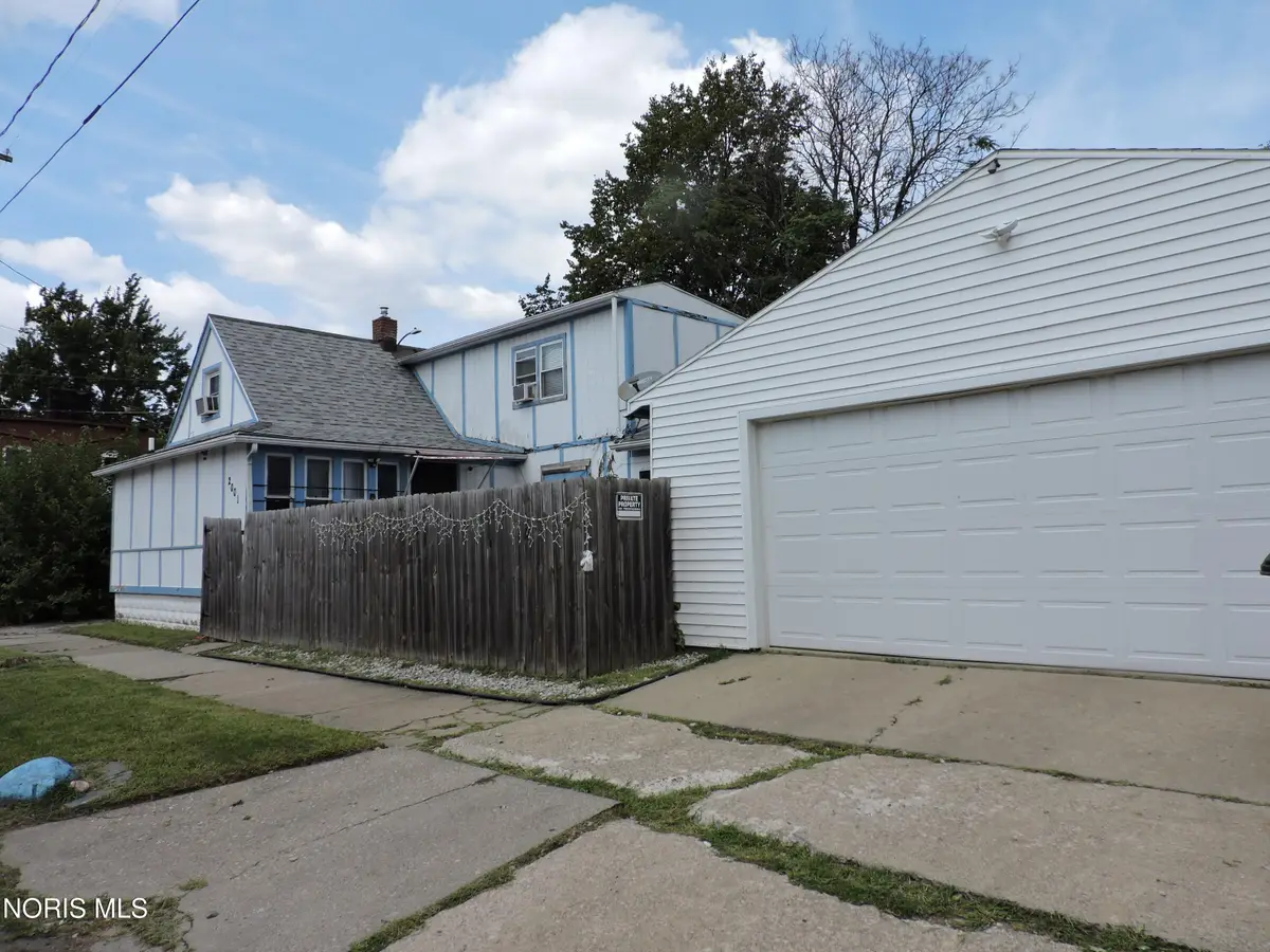 2001 Bakewell Street, Toledo, OH 43605 - #1