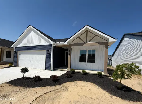 5029 Easton Drive, Oregon, OH 43616