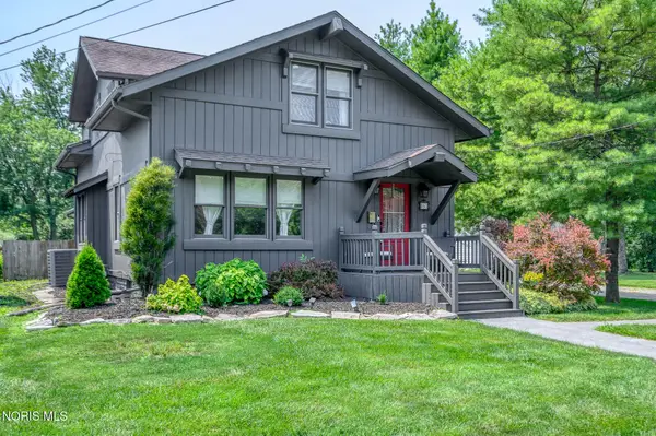 862 Louisiana Avenue, Perrysburg, OH 43551