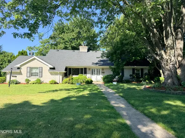 2443 Amara Drive, Toledo, OH 43615