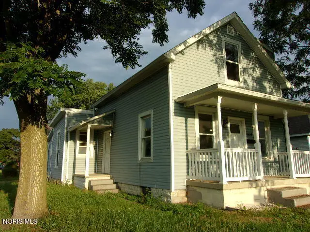 631 S Main Street, Fostoria, OH 44830 - #3