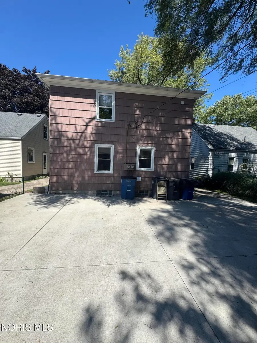 2201 W Sylvania Avenue, Toledo, OH 43613 - #2