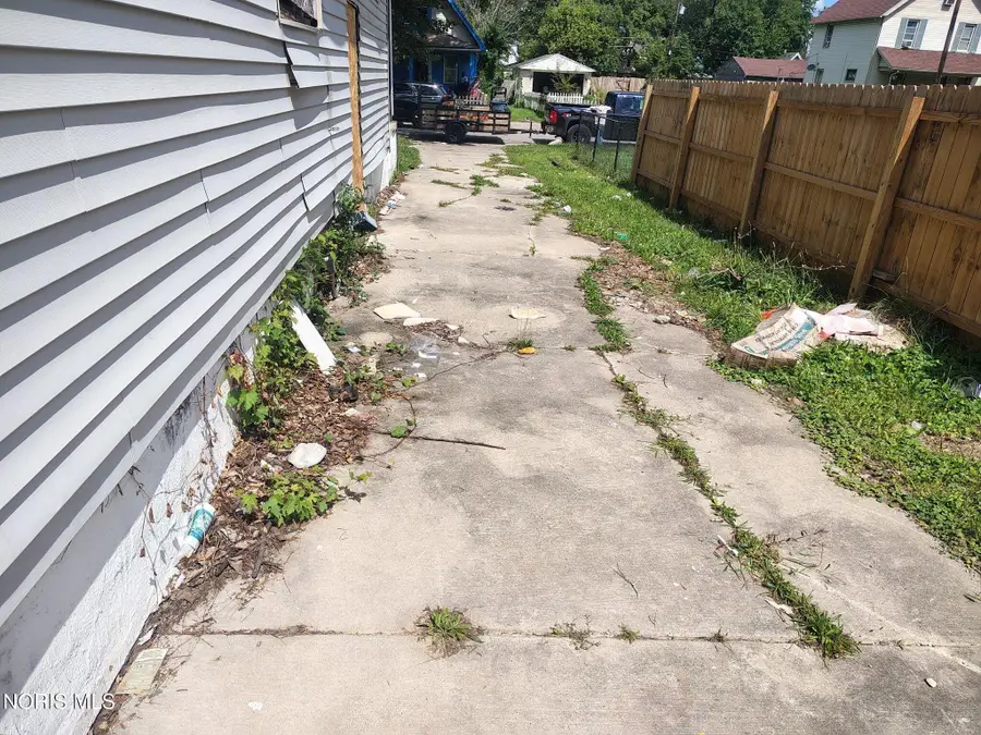 1401 Foster Avenue, Toledo, OH 43606 - #3