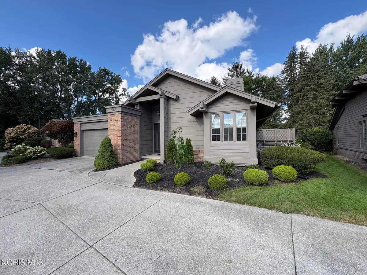 6744 Carrietowne Lane, Toledo, OH 43617 - #1